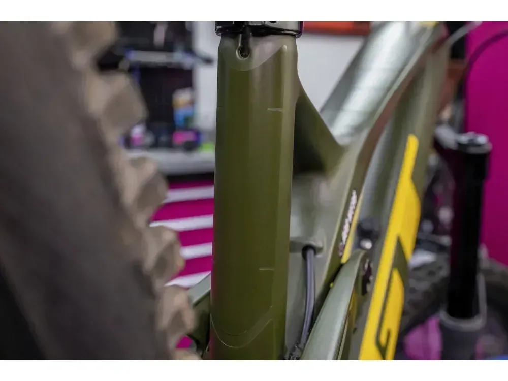 MUC-OFF DOWNHILL ENDURO TRAIL Frame Protection Kit - Sada ochranných samolepek TRANSPARENTNÍ LESKLÁ