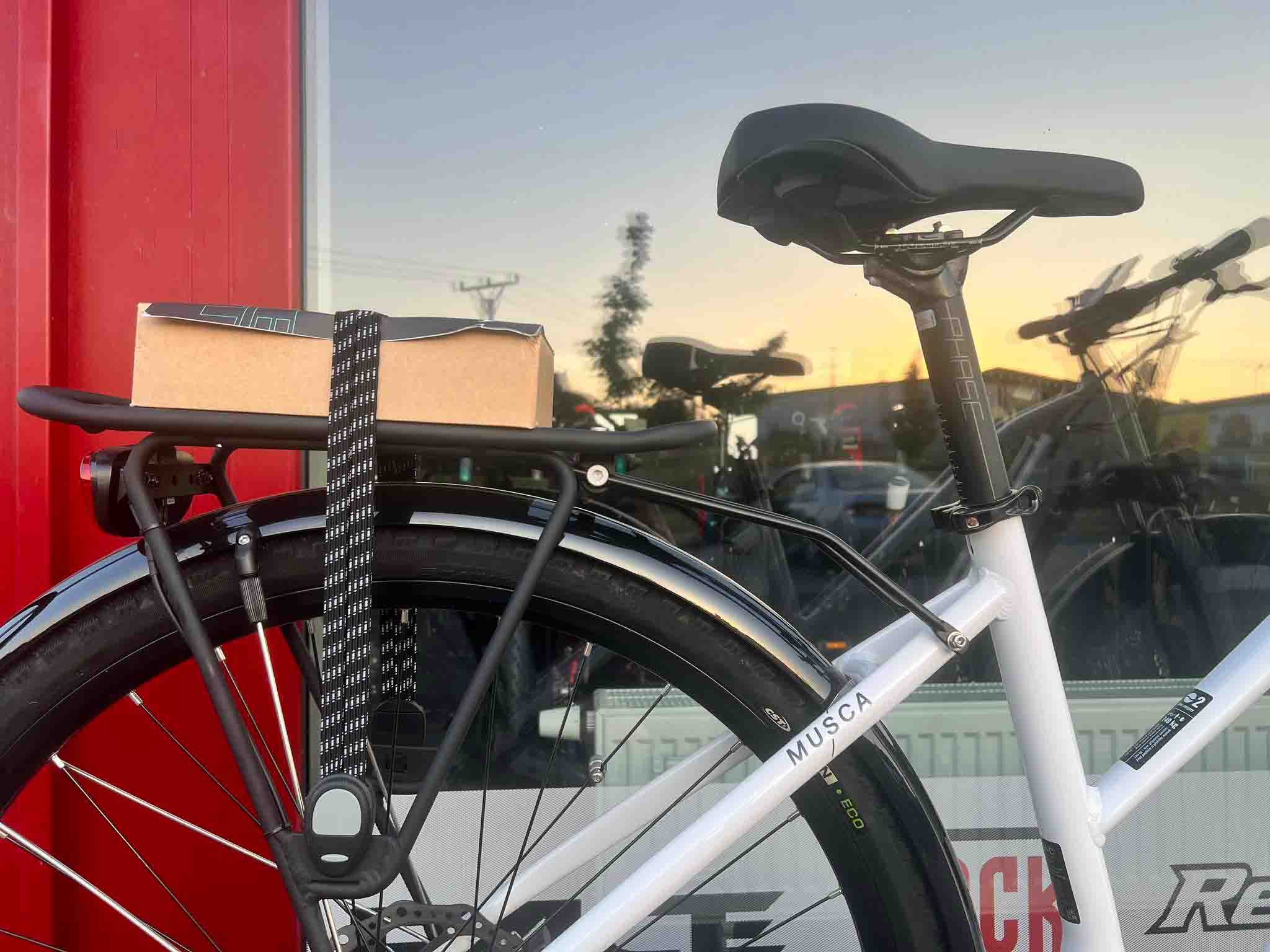 Elektrokolo eTrekking LEVIT MUSCA MX 468 mid white pearl