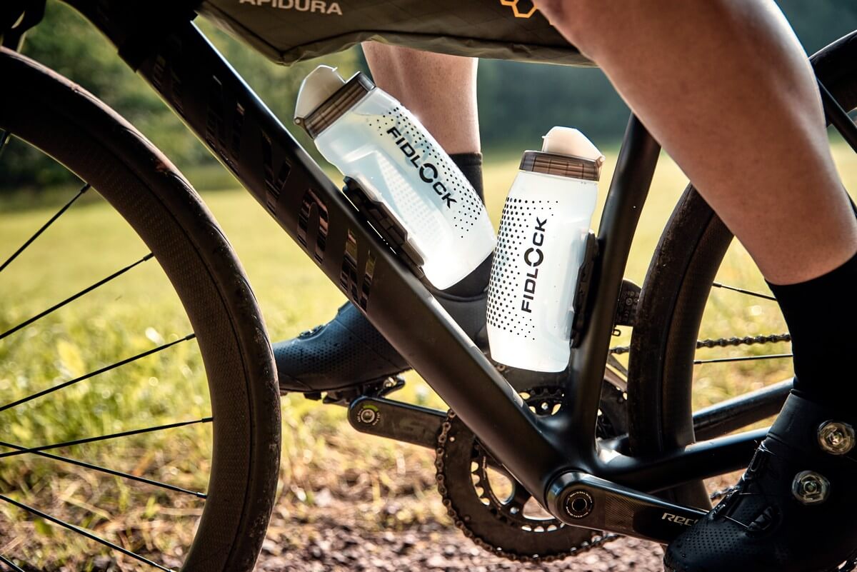 Fidlock láhev magnetická TWIST SET CLEAR 590ml