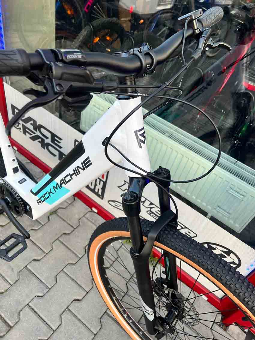 Elektrokolo Rock Machine Storm INT e70-29 lady bílá/mentolová