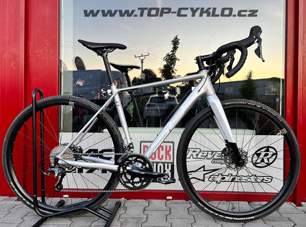 Superior X-ROAD Comp / Gloss Silver/White Metalic
