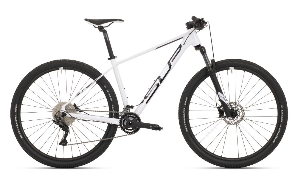 Superior XC 879 / Gloss White/Black Metallic