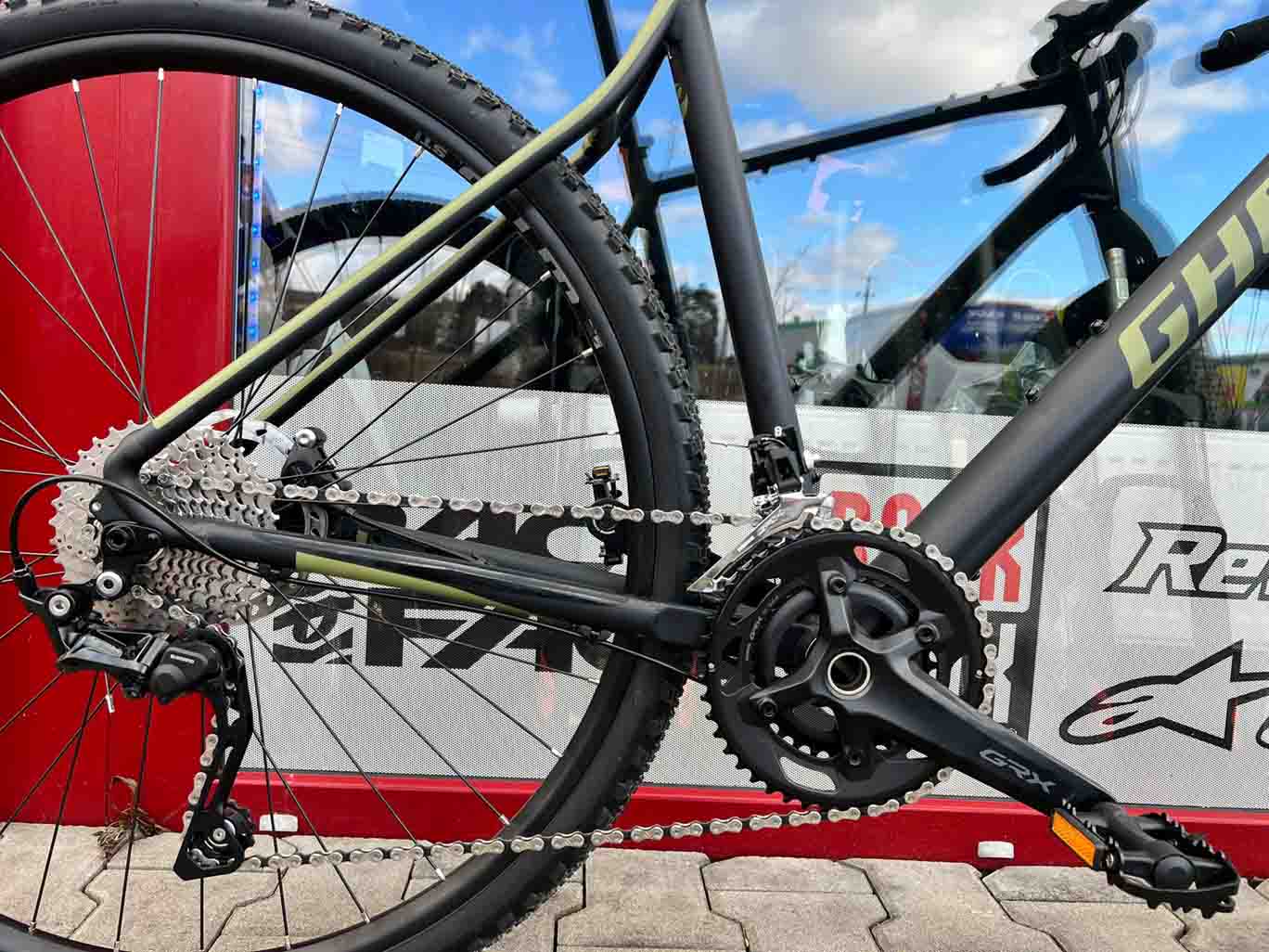 GHOST Asket AL Essential Black/Light Khaki