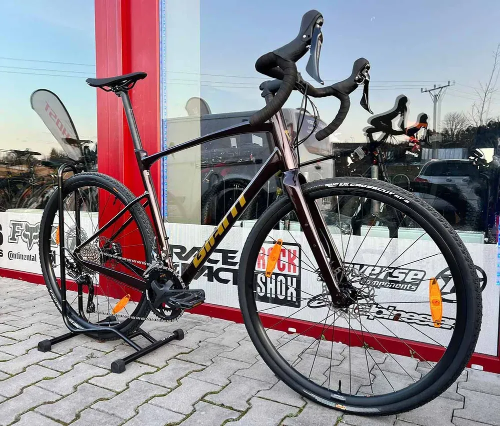 Giant Revolt 1 Cordovan M24