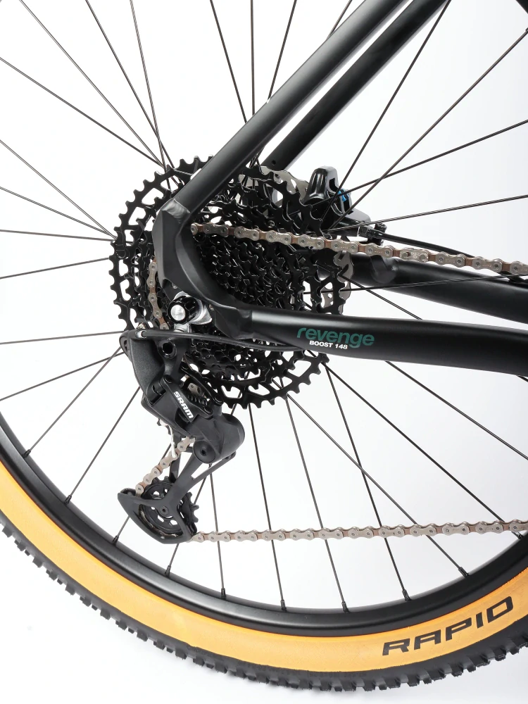 Lee Cougan 29" Revenge Sram SX Eagle 1x12 zeleno-černá matná