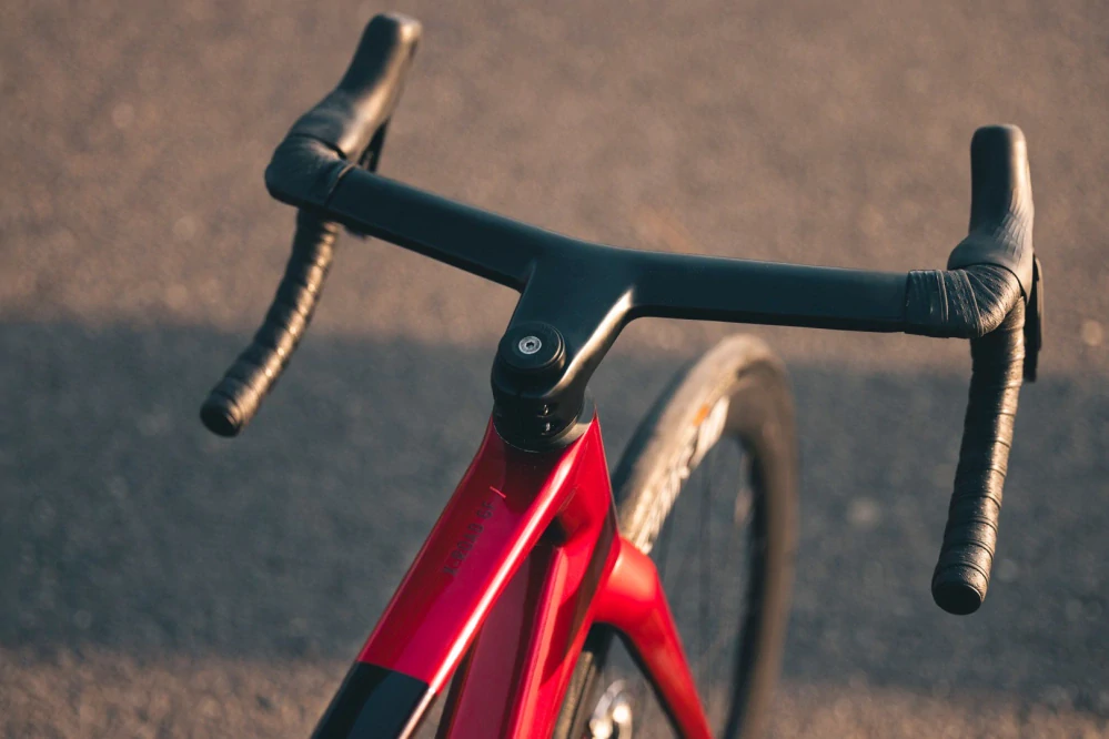 Superior X-ROAD 9.8 GF / Gloss Carbon Red