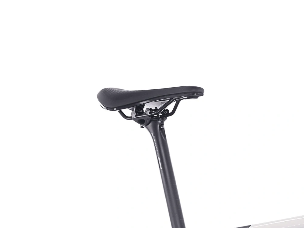 Superior RR 9.4 / Matte Carbon / White