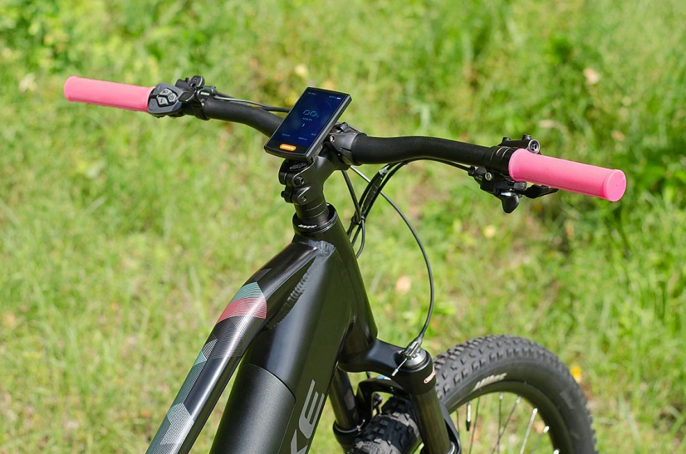 MAXBIKE FREYA 2.1 černá