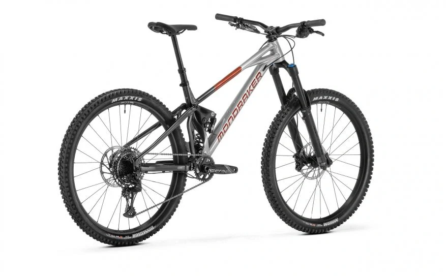 MONDRAKER Superfoxy, racing silver/vortex grey/earth red, 2025