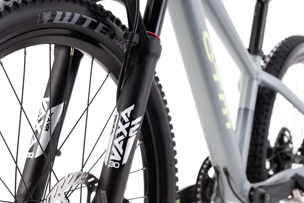 CTM ZEPHYR JR Xpert matná stříbrná