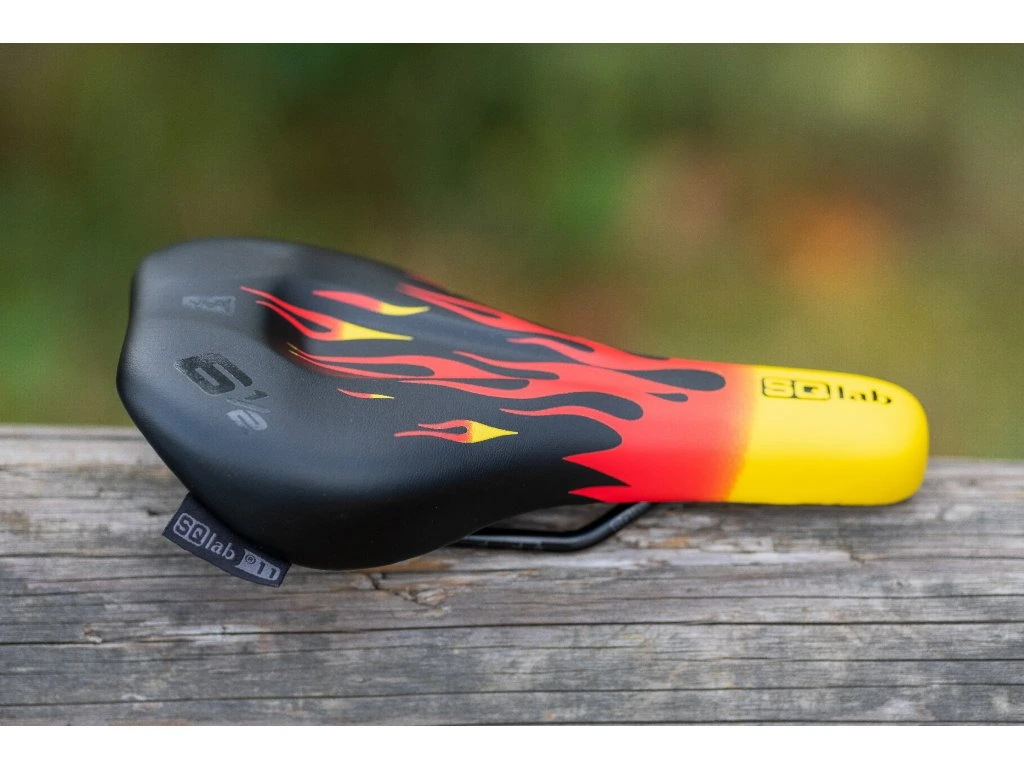 SQlab Dětské Sedlo 6 1/2 Ergowave Flames 