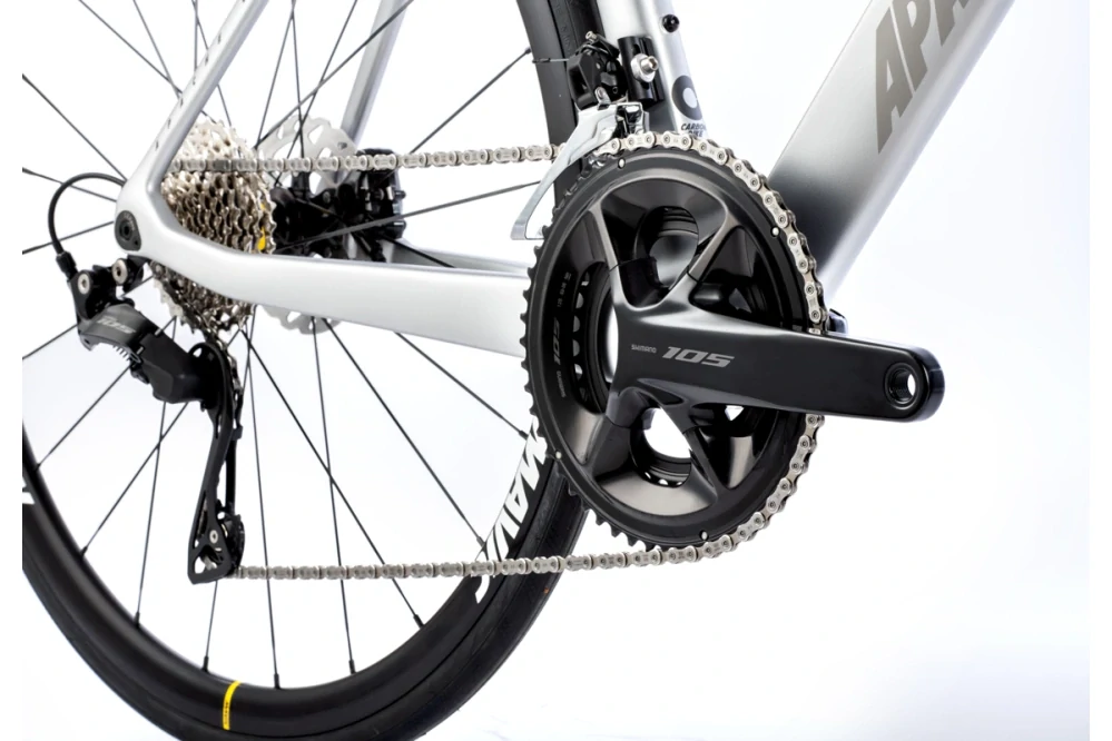 28" kolo APACHE Gila RS3 stříbrná