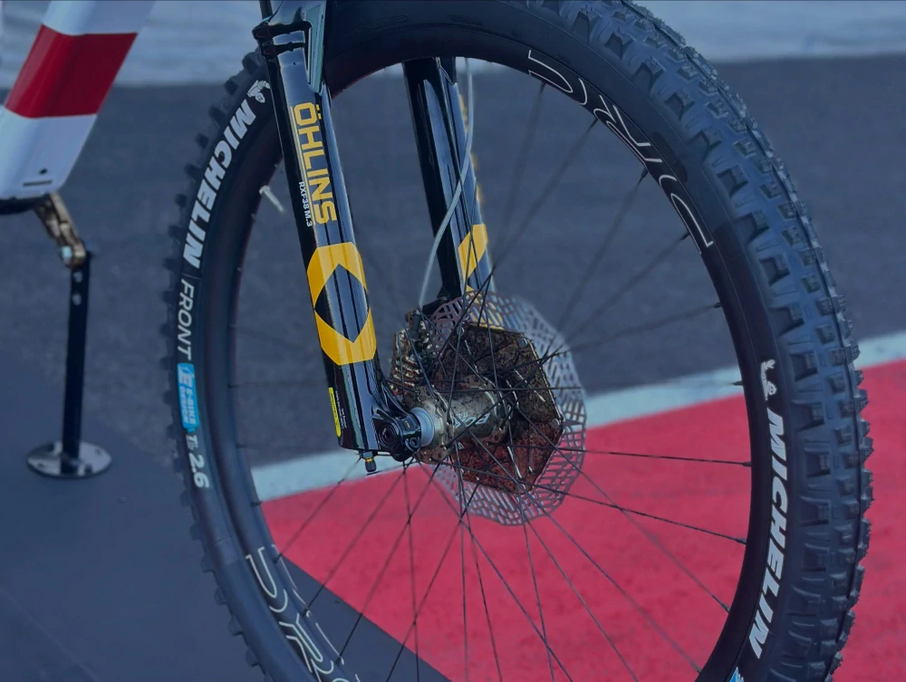 Whistle EBIKE AXR C13.7 Limited Edition