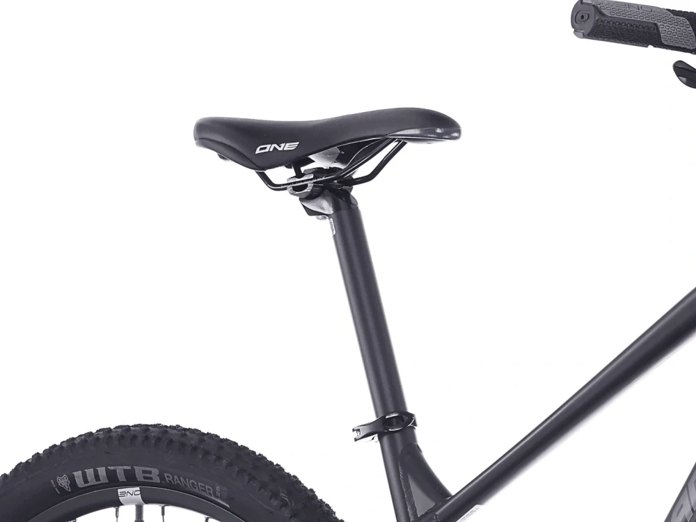 Rock Machine Manhattan 90-29 / Matt Black