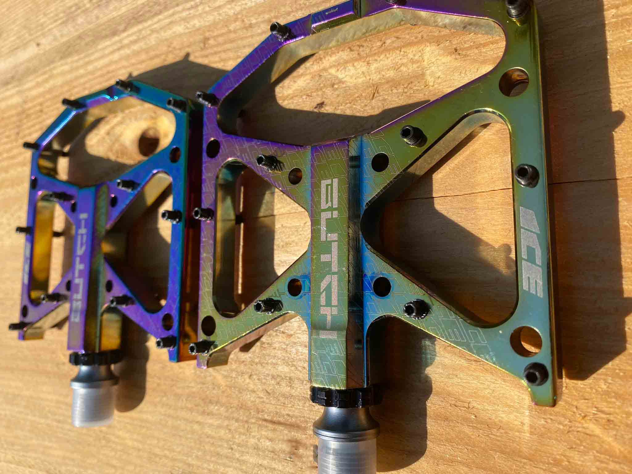 PEDÁLY ICE BUTCH OILSLICK