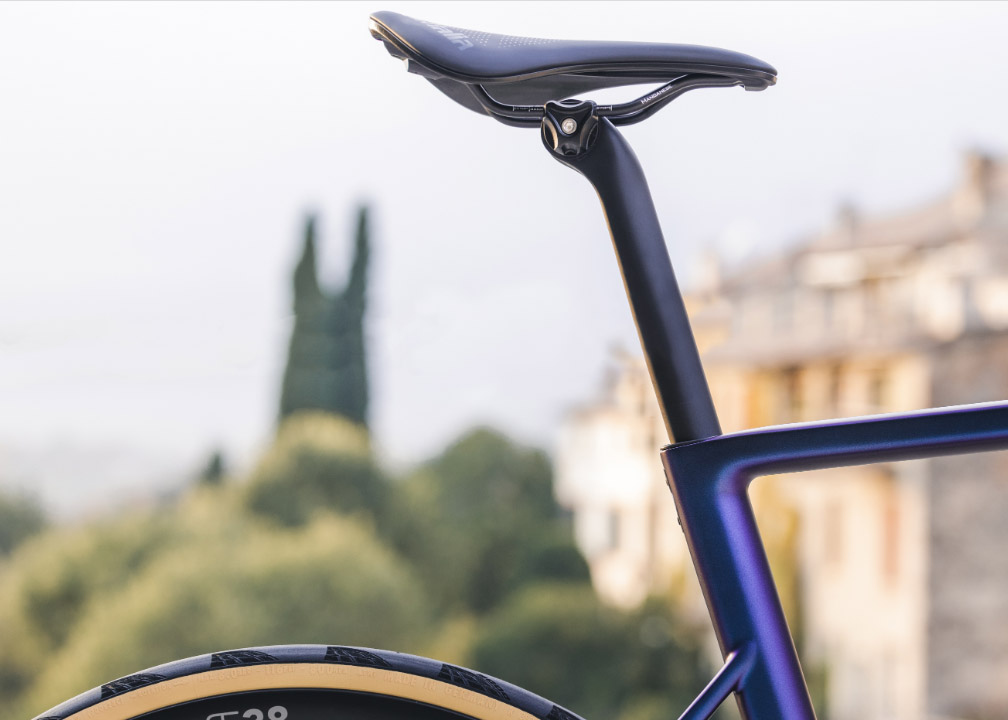 BASSO ASTRA DISC, CAMALEONT, SHIMANO ULTEGRA DI2, MICROTECH MRLITE