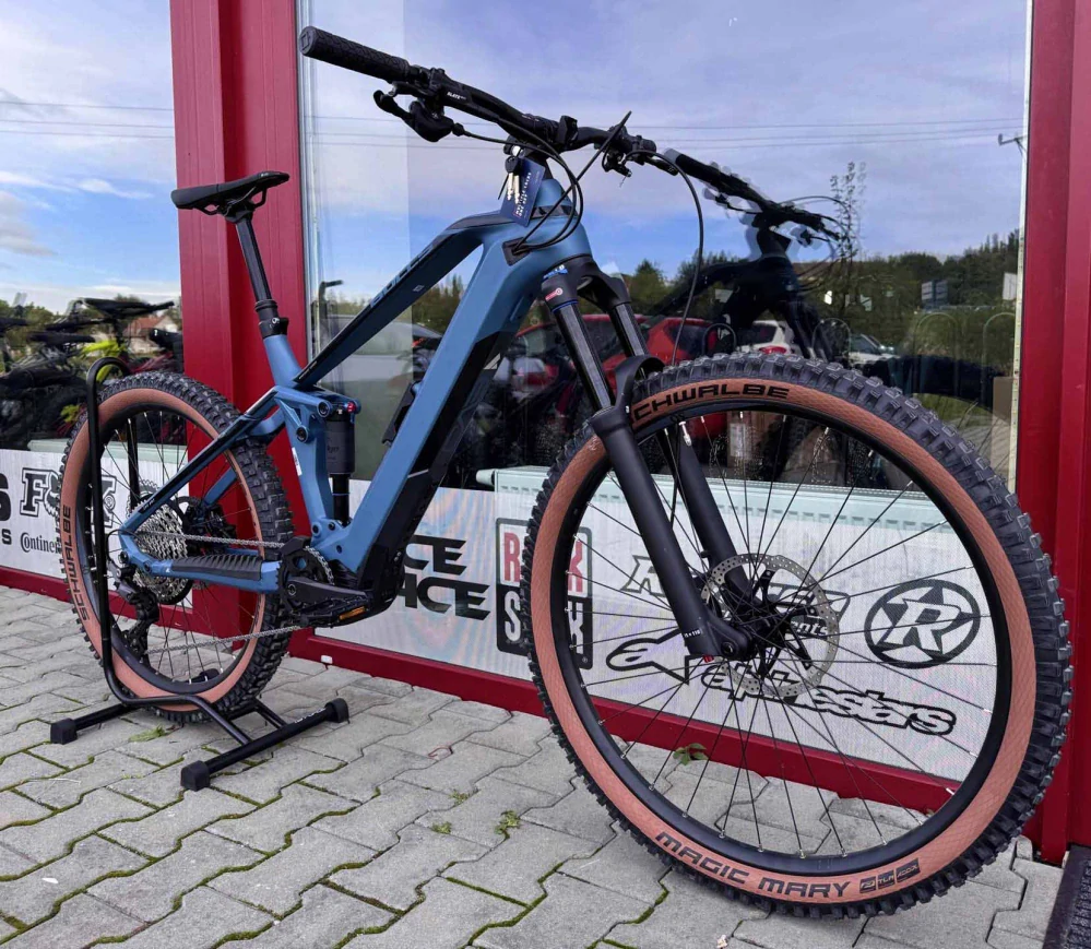 Bulls Sonic EVO AM 2 Carbon Pro Blue Matt