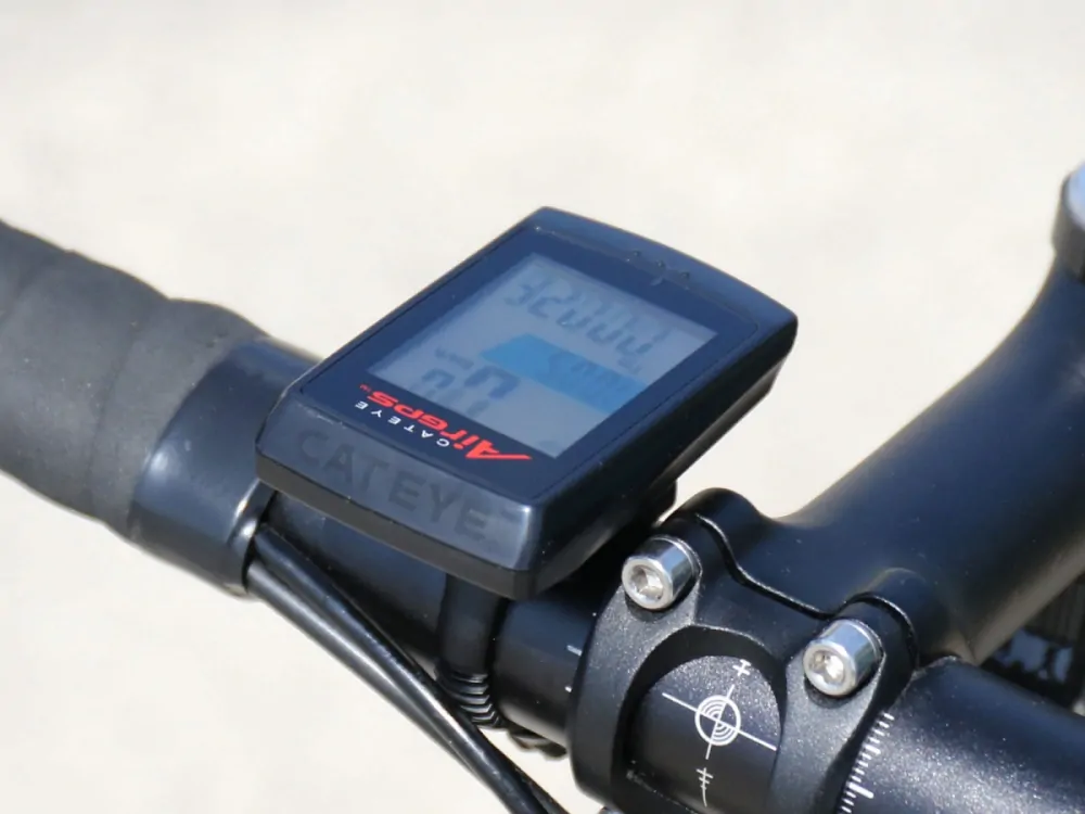 Cyklopočítač CAT AirGPS (GPS100) černá