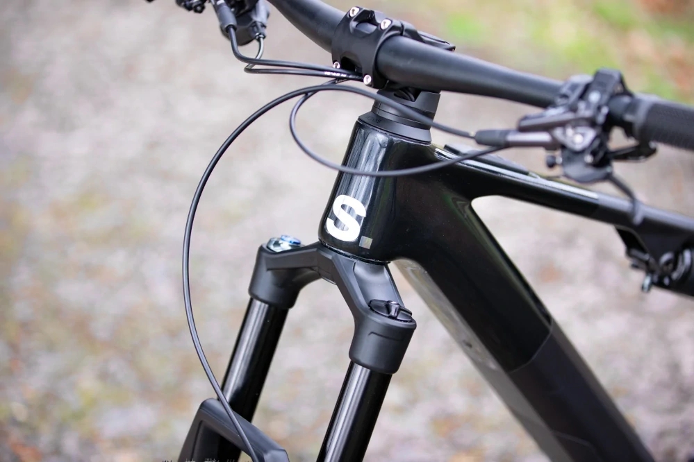 Superior iXF 9.7 / Matte Carbon