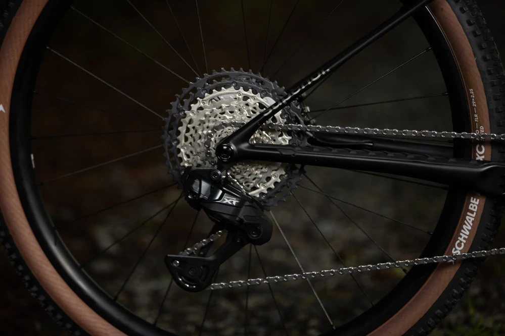 Superior XP 9.8 / Matte Dark Chrome/Carbon