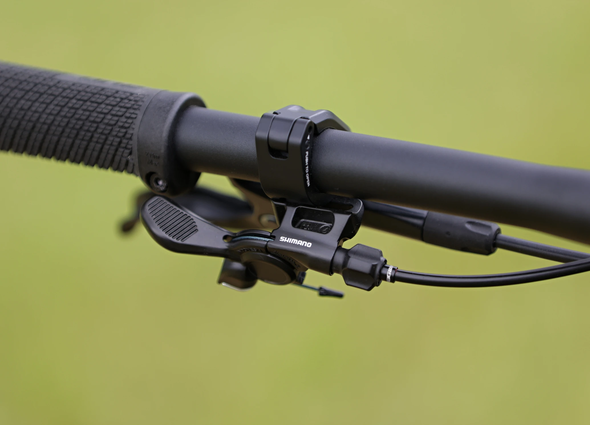 Superior XF 6.6 DC / Matte Green Grey