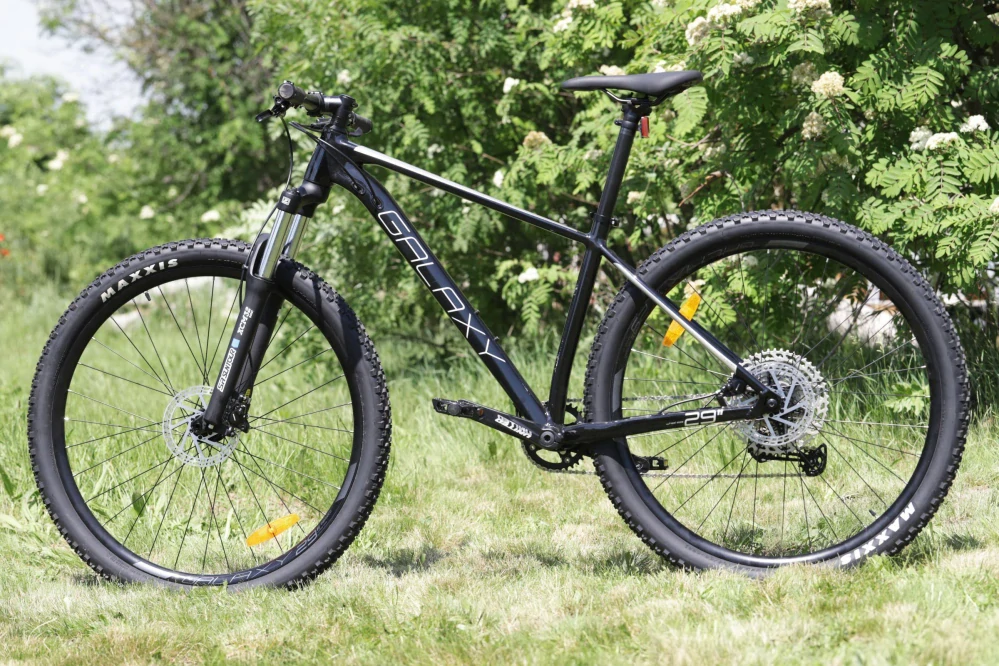 GALAXY SKYLAB 3.0 29" ČERNÁ