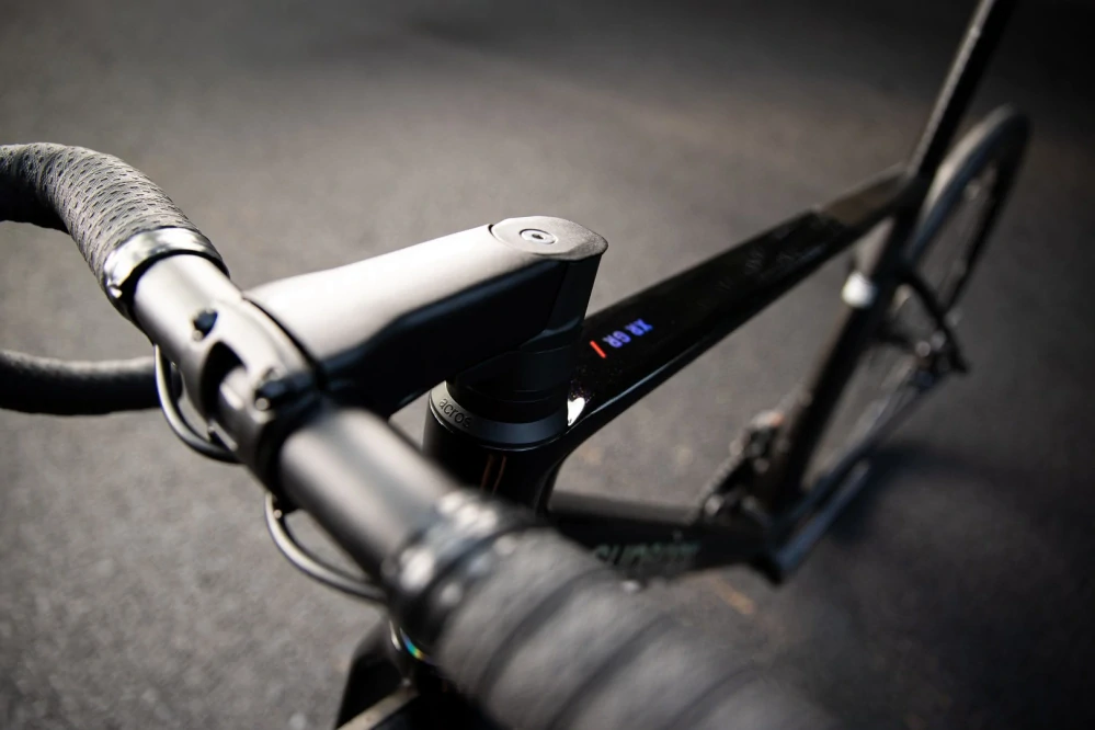 Superior XR 9.7 GF / Gloss Rainbow Black / Carbon