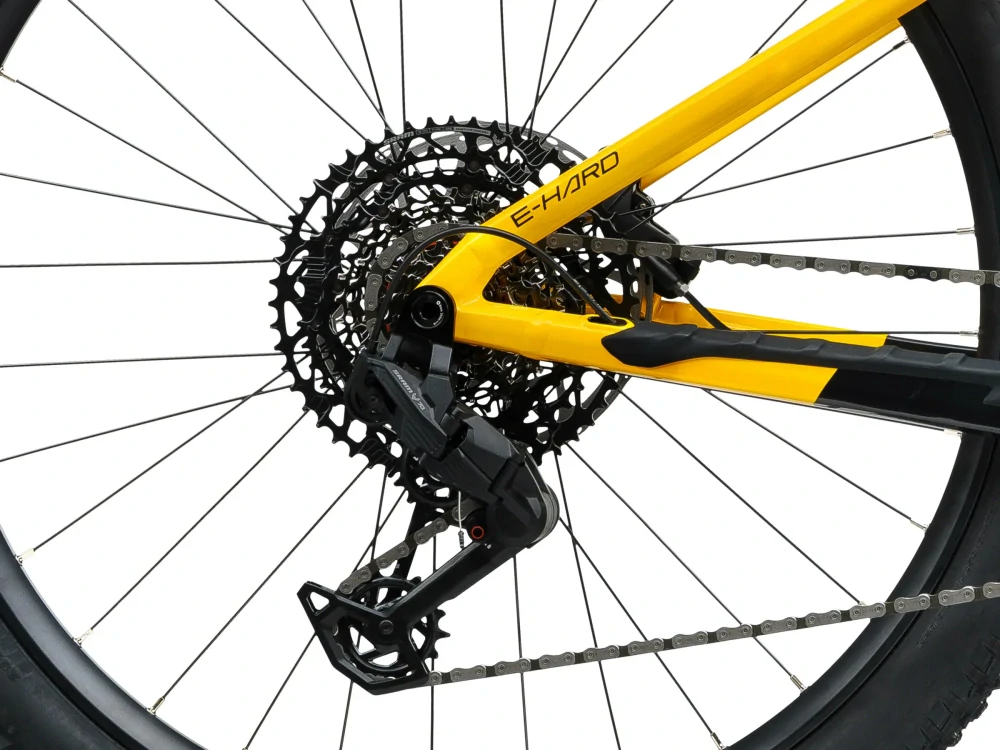 Crussis e-Hard 11.11 (800 Wh)