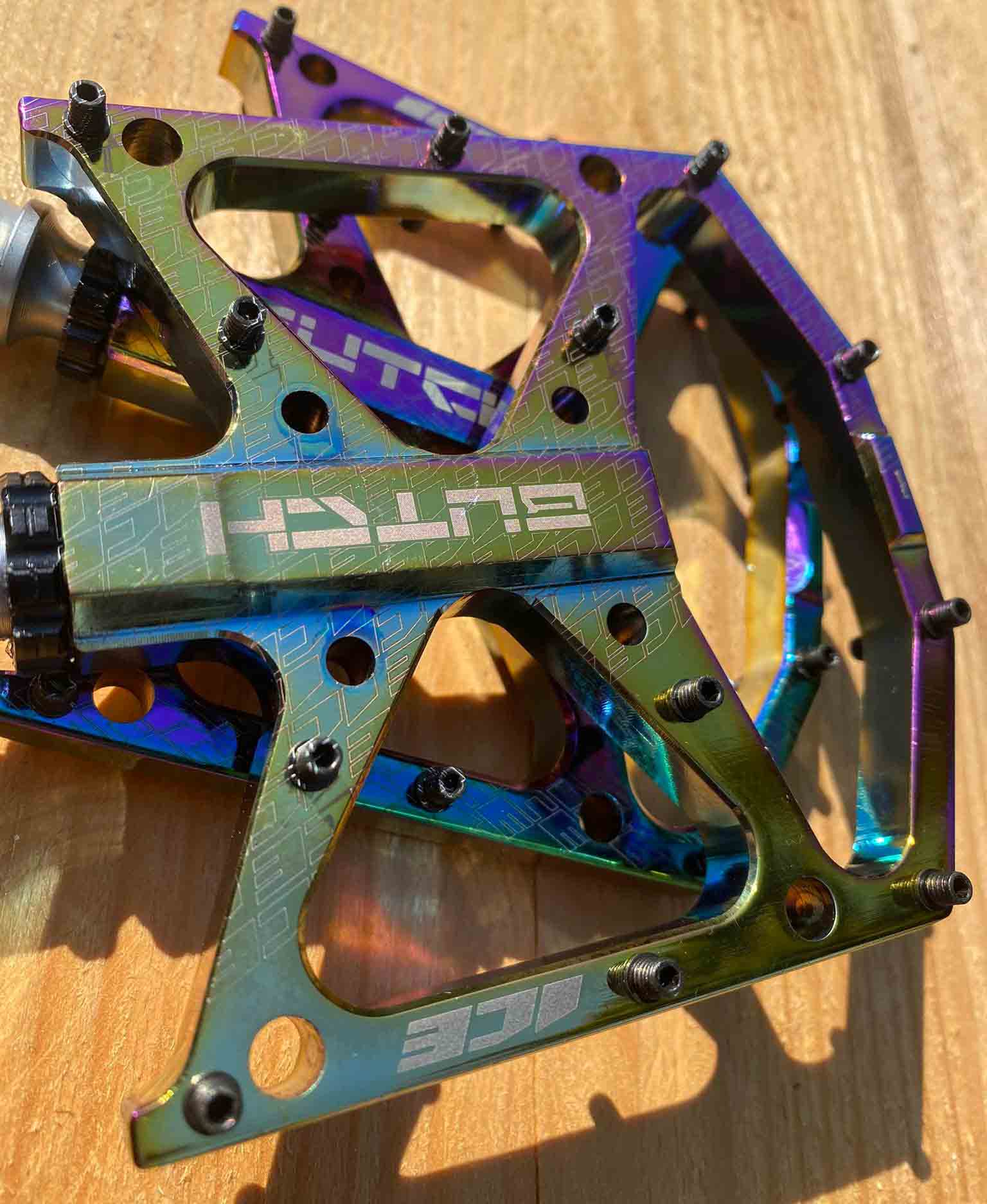 PEDÁLY ICE BUTCH OILSLICK