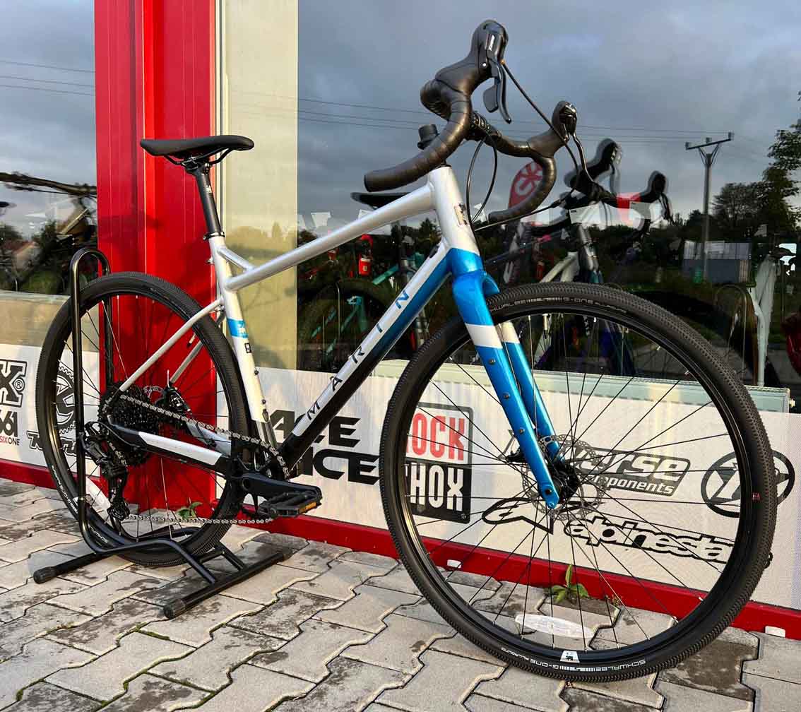 MARIN Gestalt X10, chrómová/modrá/čierna 