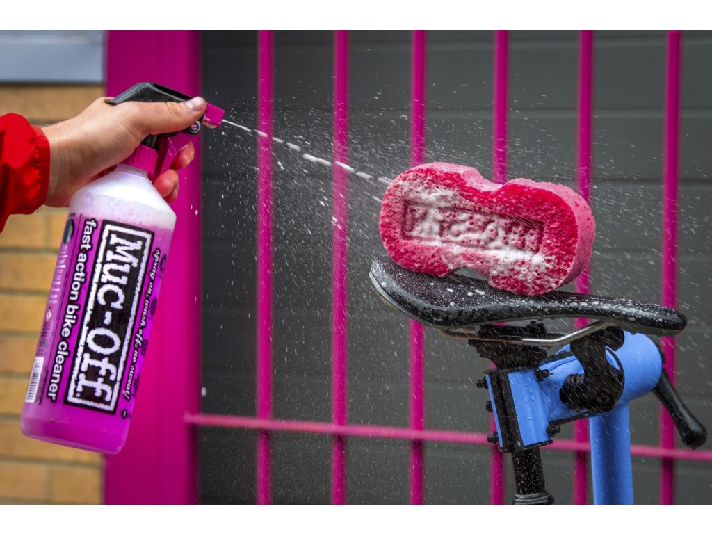 MUC-OFF THE ULTIMATE COMMUTER KIT - Komplexní sada pro údržbu kola
