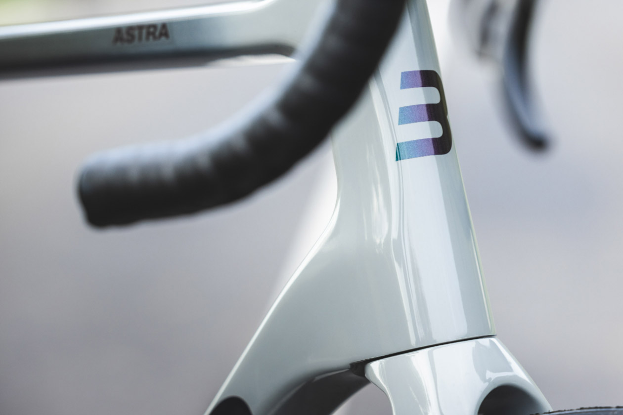 BASSO Astra disc, gray asphalt, Sram Rival eTap AXS, 48/35, 10-36, Microtech MrLite