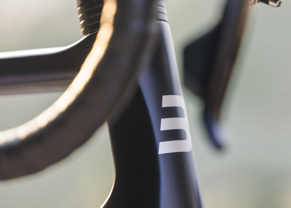 BASSO ASTRA DISC, CAMALEONT, SHIMANO ULTEGRA DI2, MICROTECH MRLITE