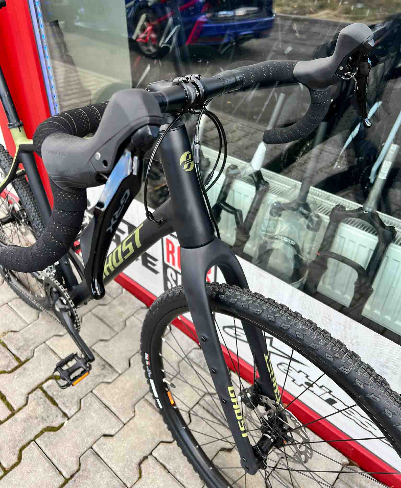 GHOST Asket AL Essential Black/Light Khaki