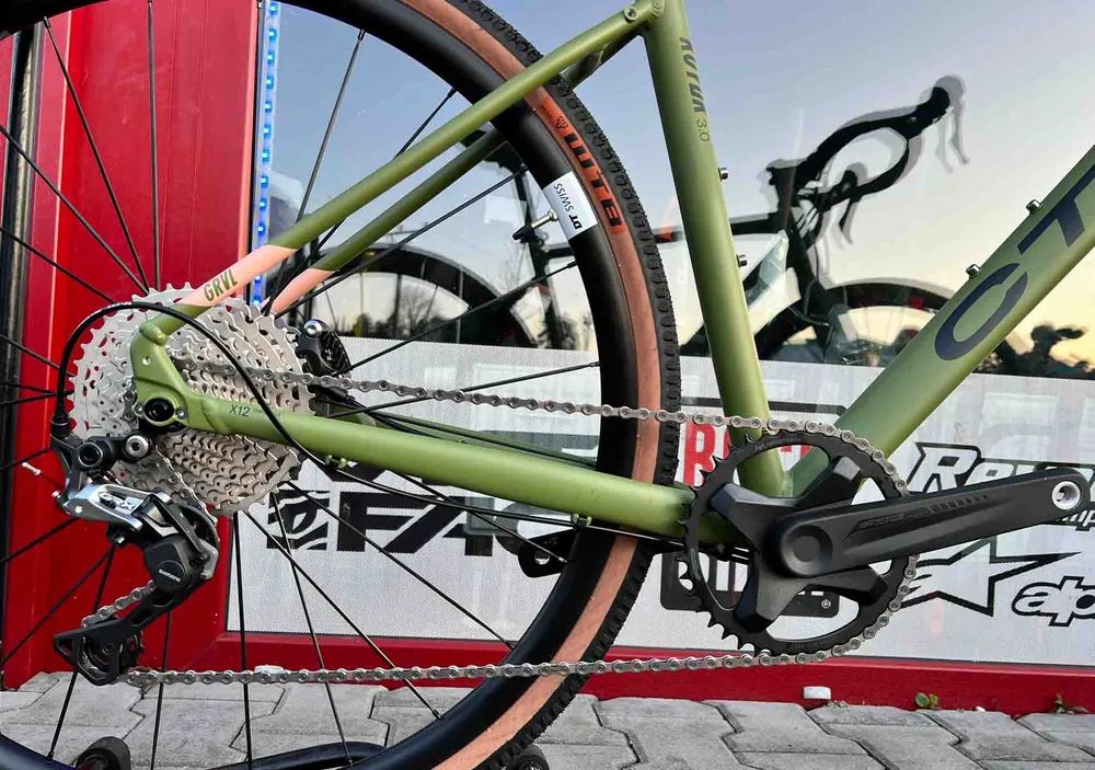 CTM KOYUK 3.0 - matná tmavá olivová