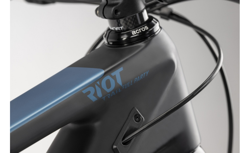 GHOST Riot Trail CF 150/140 Full Party