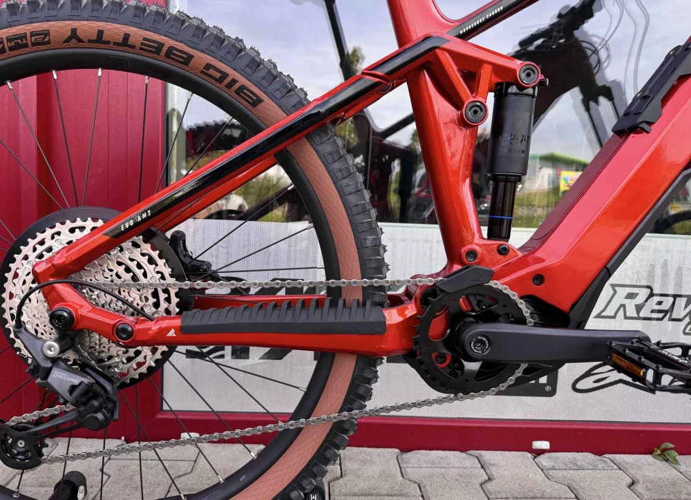 Bulls Sonic EVO AM 2 Carbon Metallic Orange