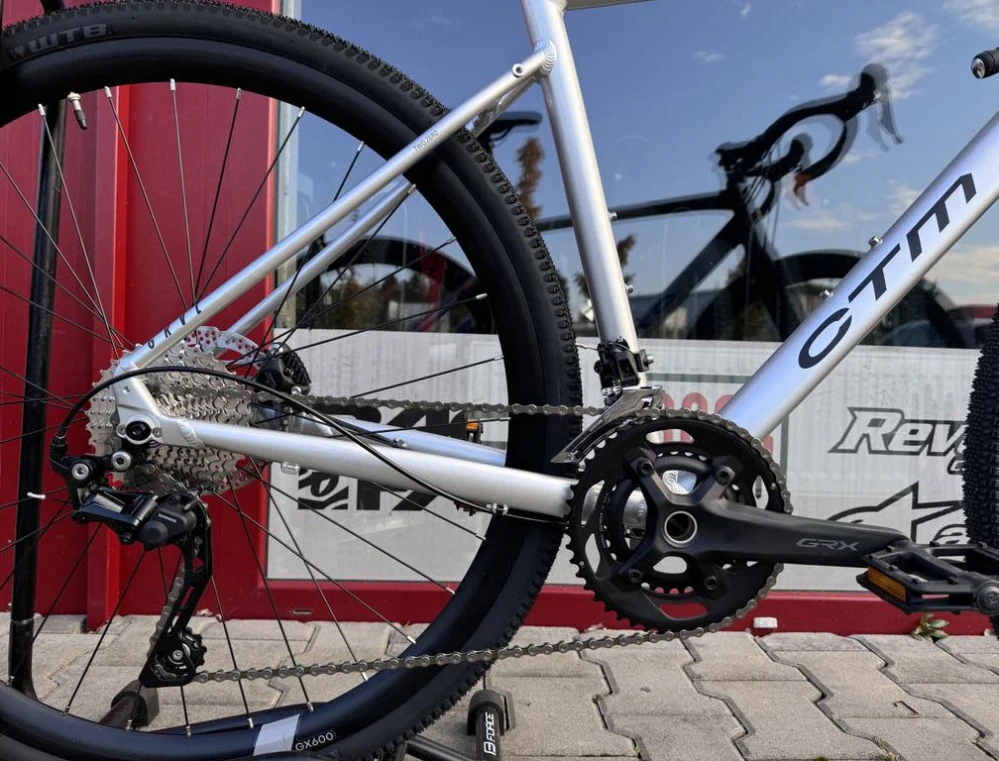 CTM KOYUK 2.0 SPE stříbrná / matná černá