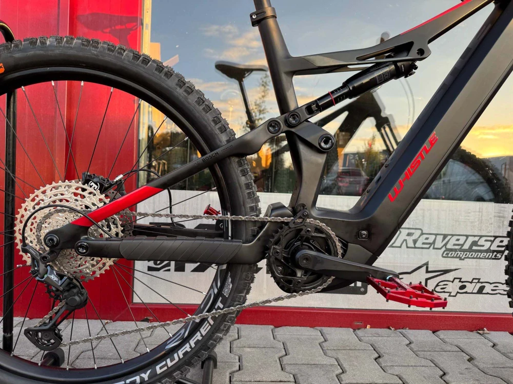 Whistle B-Rush C8.5 RED/BLK