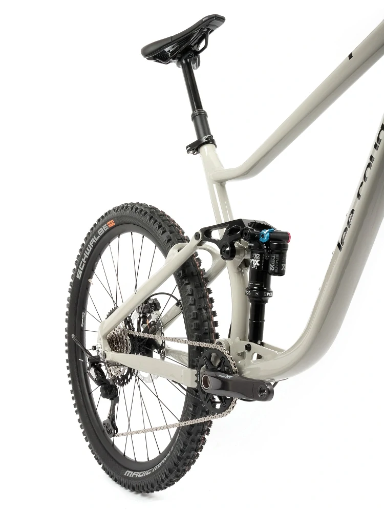 Celoodpružené MTB 29" Lee Cougan Quest Shimano XT 1x12 barva šedá lesklá