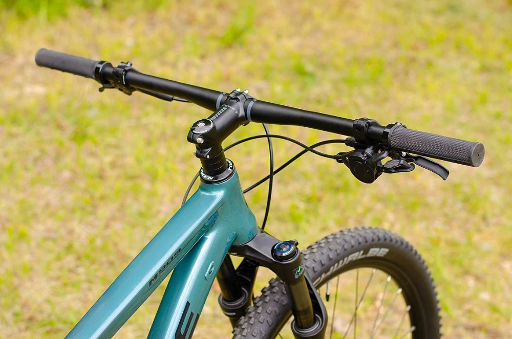 MAXBIKE ABAYA modrá