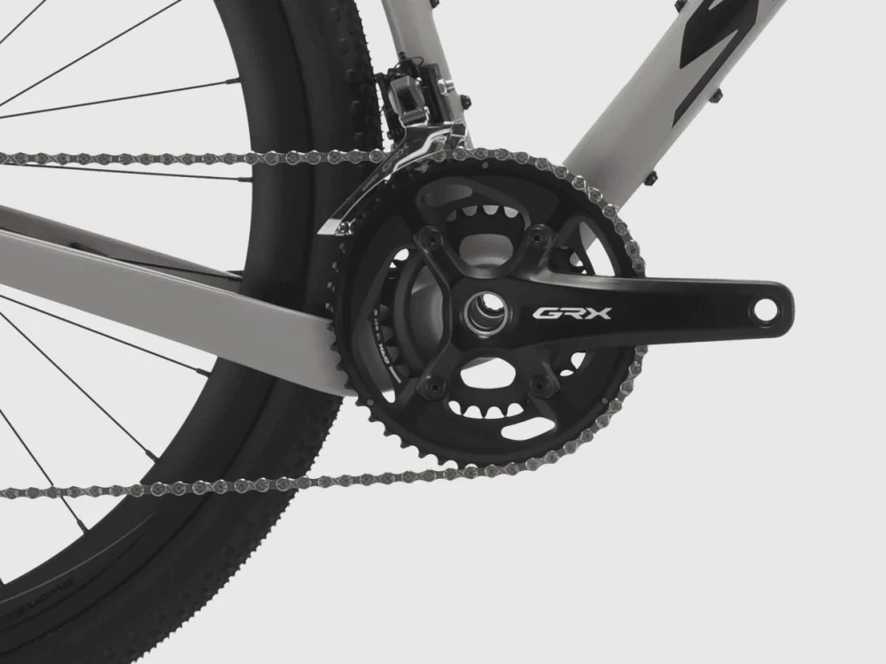 Sava Grus 6.2 šedá