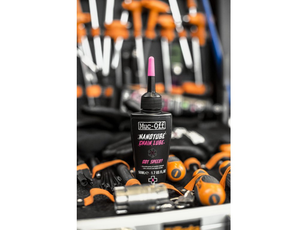 MUC-OFF NANOTUBE CHAIN LUBE 50 ml - Nano mazivo na řetěz do každého počasí