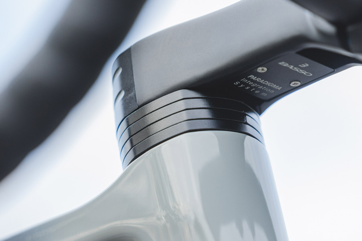 BASSO Astra disc, gray asphalt, Sram Rival eTap AXS, 48/35, 10-36, Microtech MrLite