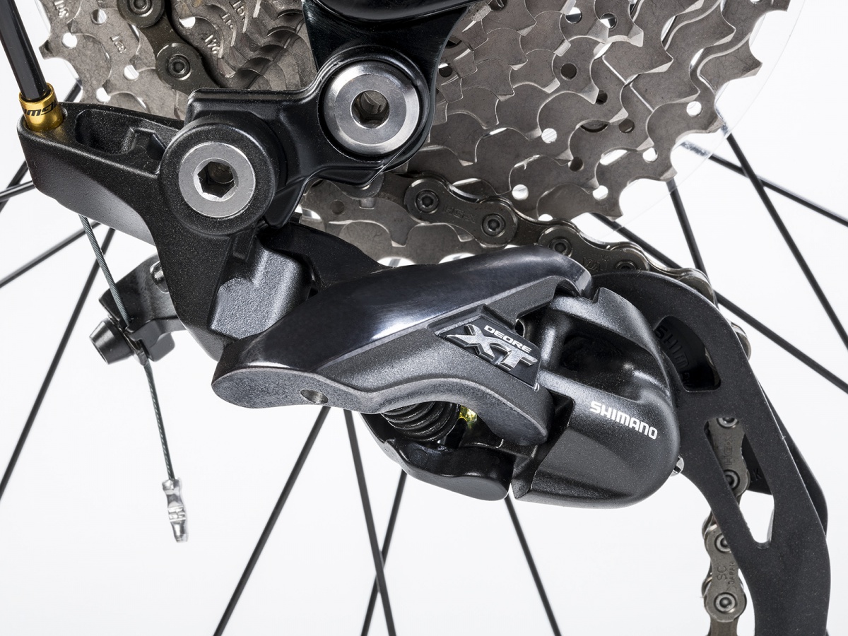 Author Synergy 2023 - karbon/limeta/zelená/černá