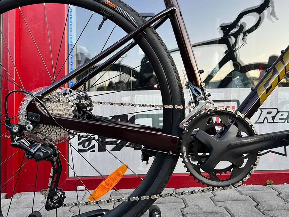 Giant Revolt 1 Cordovan M24