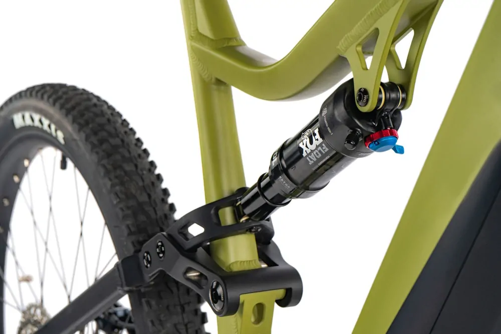 Leader Fox ARGUS 29", PANASONIC GX ULTIMATE, M:2024-2