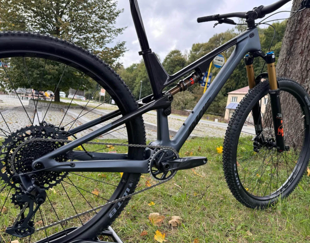 29" kolo APACHE Eagle C1 ocelově modrá