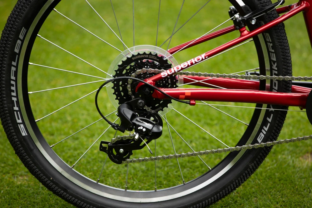 Superior RACER 24 / Gloss Racing Red