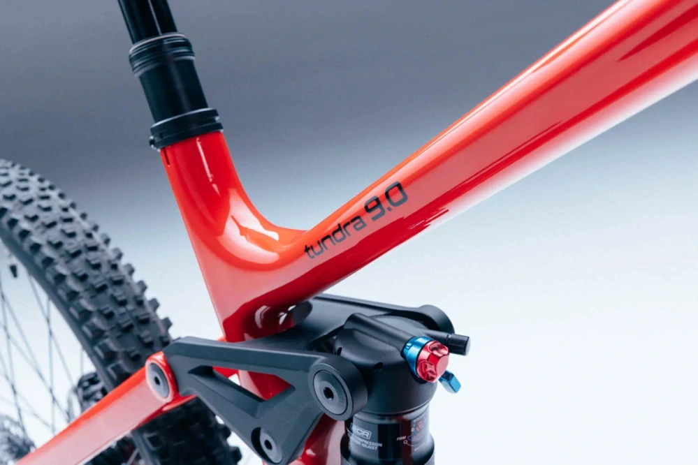 Elektrokolo STEPPENWOLF Tundra 9.0 Avinox racing red gloss